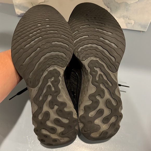 Nike react sneakers - Picture 3 of 4